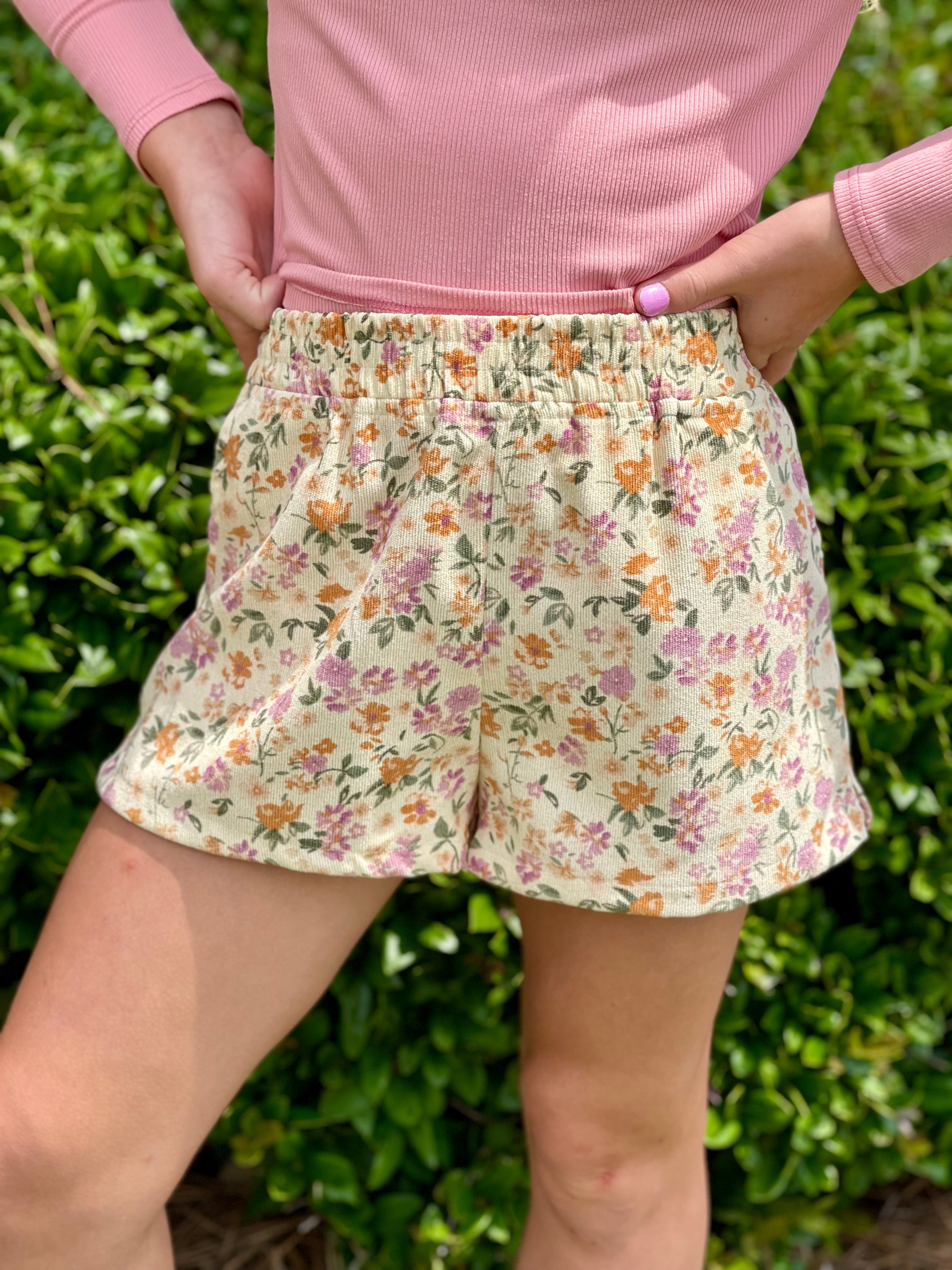 Cream Plantlover Shorts