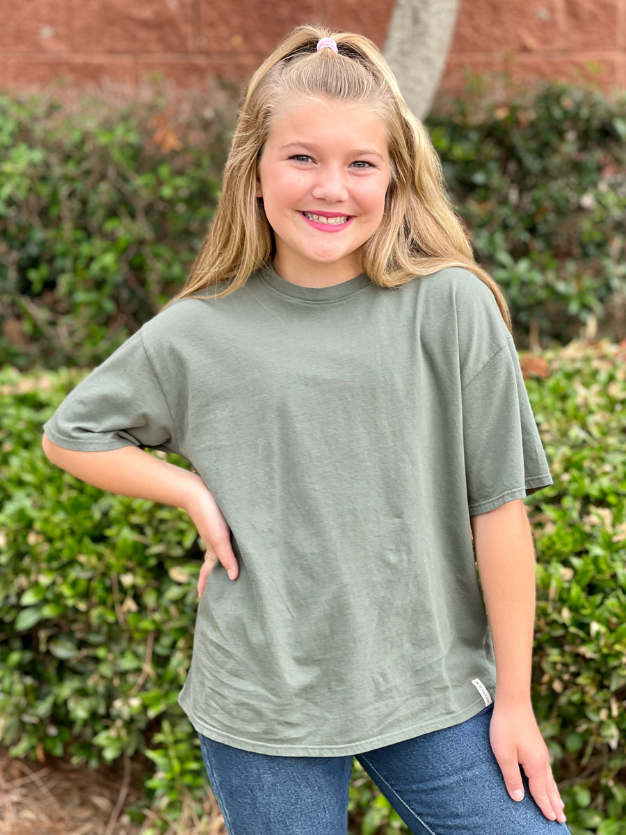 KAVEAH Olive Oversized Tee – WEE the People